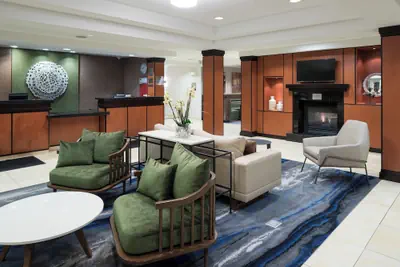 Photo 2 - Fairfield Inn & Suites by Marriott Kansas City Overland Park