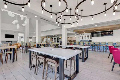 Photo 5 - Hilton Garden Inn Myrtle Beach/Coastal Grand Mall