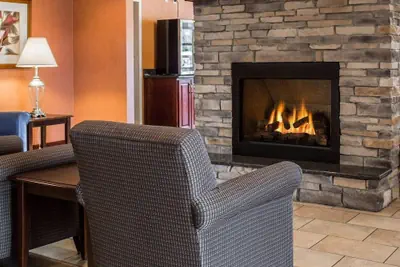 Photo 5 - Comfort Inn & Suites Lumberton Central I-95