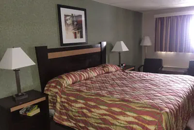 Photo 4 - German Village Inn Columbus