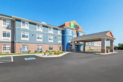 Photo 2 - Holiday Inn Express Hotel & Suites Council Bluffs - Conv Ctr by IHG