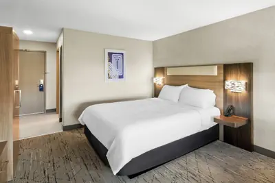 Photo 5 - Holiday Inn Express Hotel & Suites Council Bluffs - Conv Ctr by IHG