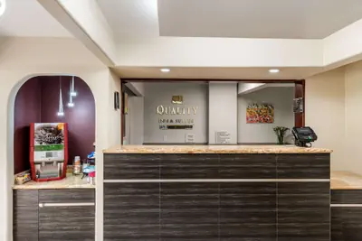Photo 4 - Quality Inn & Suites Capitola By the Sea