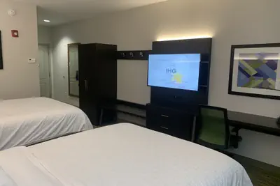 Photo 4 - Holiday Inn Express Greenville by IHG