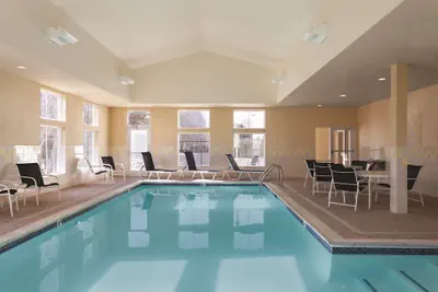 Photo 2 - Hampton Inn & Suites Mystic