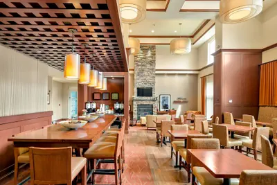 Photo 4 - Hampton Inn & Suites Mystic