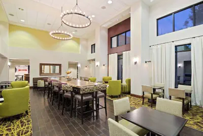 Photo 5 - Hampton Inn & Suites by Hilton Walla Walla