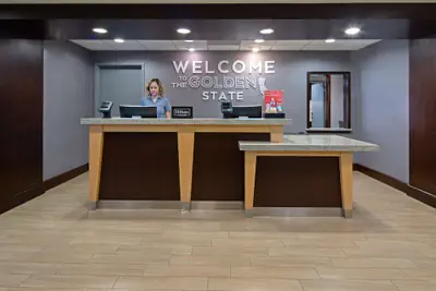 Photo 4 - Hampton Inn Visalia