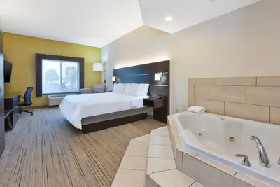Photo 5 - Holiday Inn Express Hotel & Suites Cleveland - Richfield by IHG