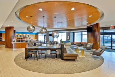 Photo 2 - SpringHill Suites by Marriott Cincinnati Airport South