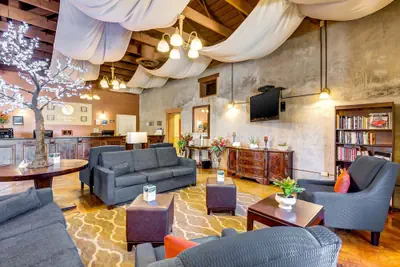 Photo 5 - Comfort Inn Pomona near Fairplex