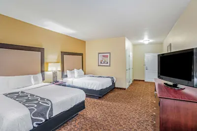 Photo 4 - La Quinta Inn & Suites by Wyndham Vicksburg