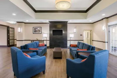 Photo 3 - Comfort Inn & Suites Cedar Hill Duncanville