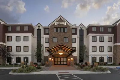 Photo 2 - Staybridge Suites Reno by IHG