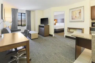 Photo 5 - Staybridge Suites Reno by IHG