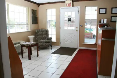 Photo 5 - Claremore Motor Inn