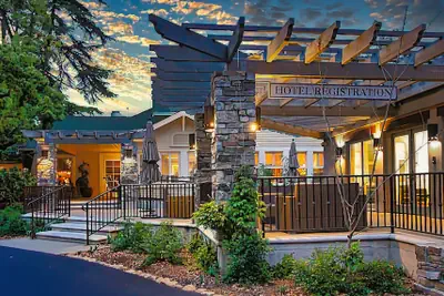 Photo 2 - Appellation Lodi - Wine & Roses Resort & Spa