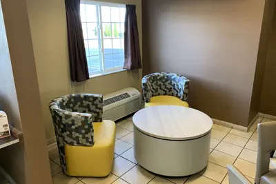 Photo 3 - Microtel Inn & Suites by Wyndham Prairie du Chien