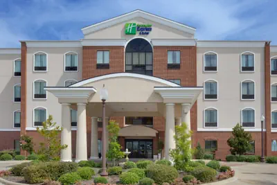 Photo 2 - Holiday Inn Express Hotel & Suites Ennis by IHG