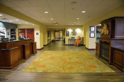 Photo 5 - Hampton Inn & Suites-Knoxville/North I-75