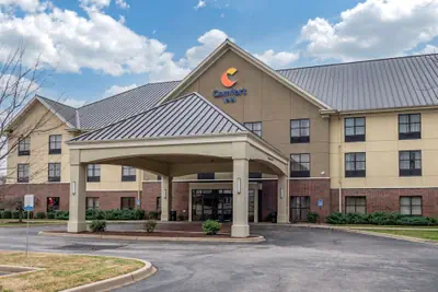 Photo 2 - Comfort Inn Louisville Southwest