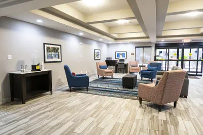 Photo 5 - Comfort Inn and Suites Near Medical Center