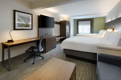 Photo 4 - Holiday Inn Express Hotel & Suites Tilton - Lakes Region by IHG