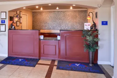 Photo 3 - Americas Best Value Inn Lubbock E