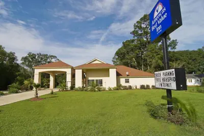 Photo 2 - Americas Best Value Inn DeRidder