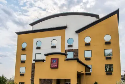 Photo 2 - Comfort Suites Monroeville - Pittsburgh East
