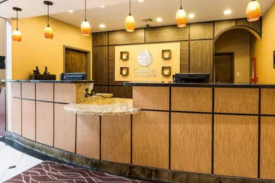 Photo 4 - Comfort Inn & Suites Winnie