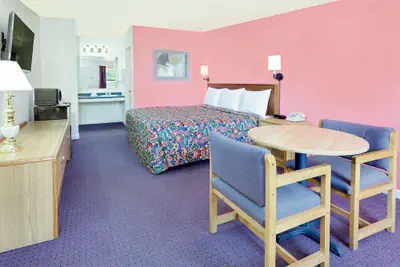 Photo 5 - Knights Inn Muskogee