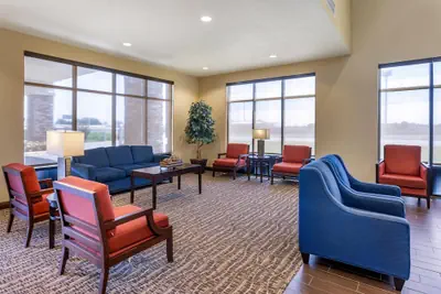 Photo 3 - Comfort Suites Jonesboro University Area