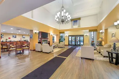 Photo 3 - Best Western Plus Victor Inn & Suites
