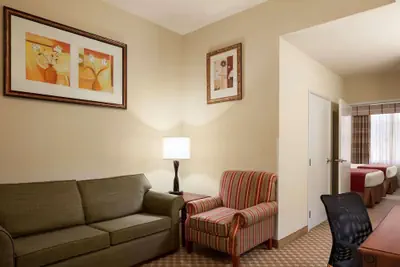Photo 5 - Country Inn & Suites by Radisson, Crestview, FL