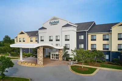 Photo 2 - Fairfield Inn & Suites by Marriott Auburn Opelika