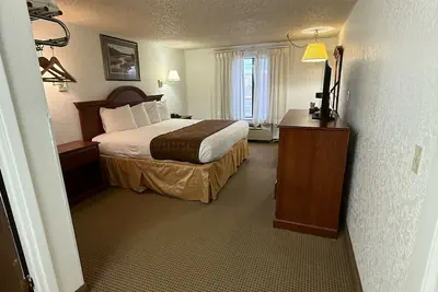 Photo 5 - Richland Inn & Suites