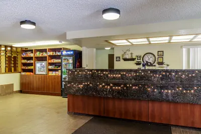 Photo 2 - Richland Inn & Suites