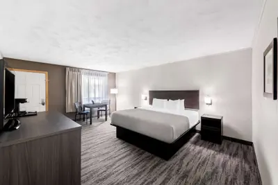 Photo 5 - Quality Inn & Suites Munising