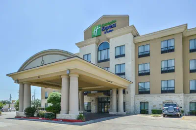Photo 2 - Holiday Inn Express & Suites San Antonio NW - Medical Area by IHG