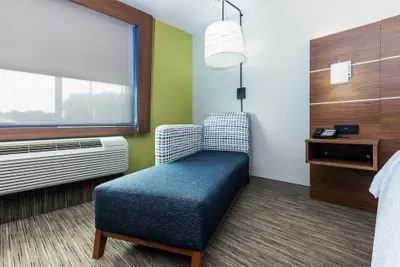 Photo 4 - Holiday Inn Express Hotel & Suites Lafayette South by IHG
