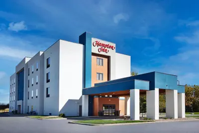 Photo 2 - Hampton Inn Bellevue