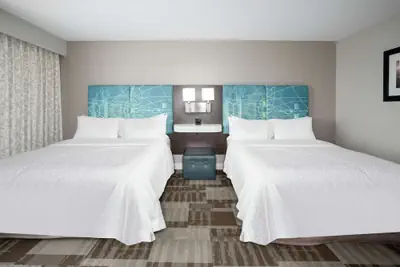 Photo 4 - Hampton Inn Bellevue
