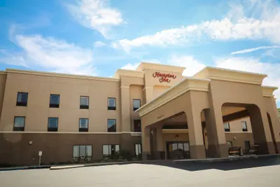Photo 2 - Hampton Inn Morehead