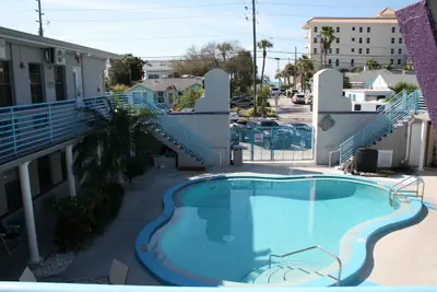 Photo 2 - Royal North Beach All Suites