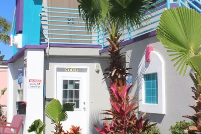 Photo 3 - Royal North Beach All Suites