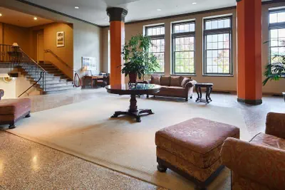 Photo 3 - Grand Eastonian Hotel & Suites