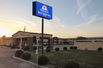 Photo 2 - Americas Best Value Inn Hanford