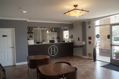 Photo 5 - Harbor Inn & Suites