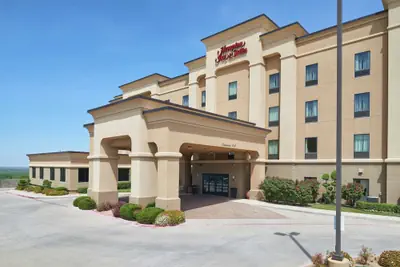 Photo 2 - Hampton Inn & Suites Decatur